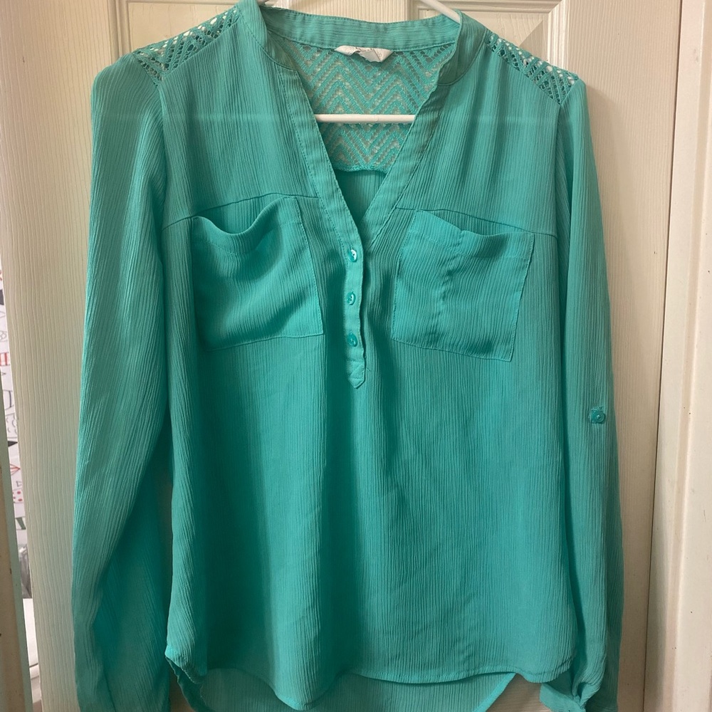 Candies medium turquoise button up blouse size juniors medium